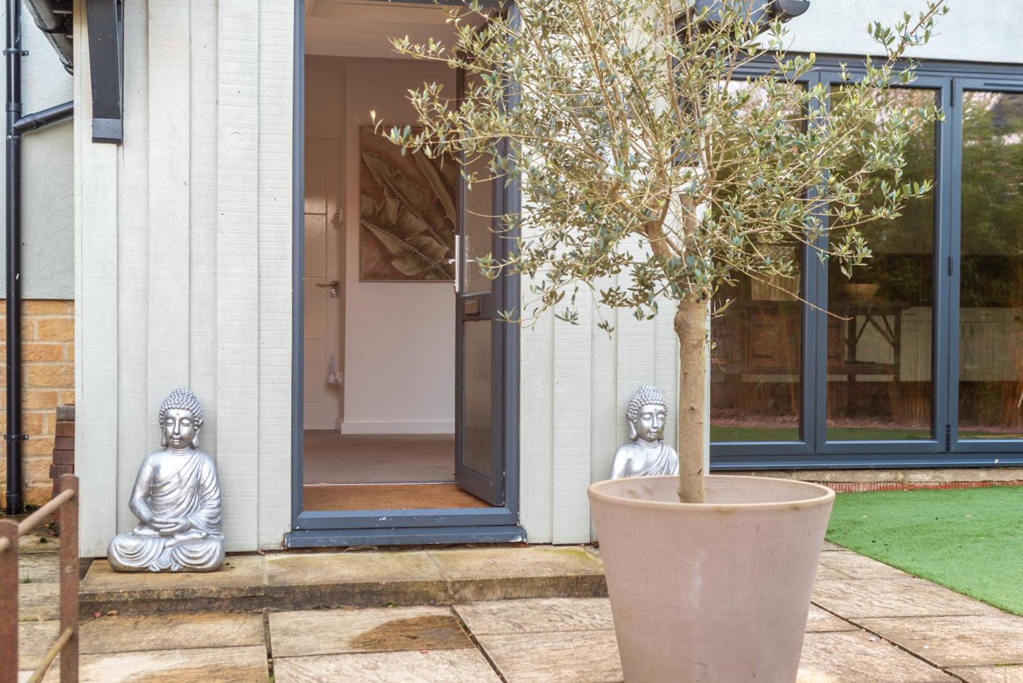 Cotswold Holiday Let With Hot Tub - The Old Garage ชิปปิงนอร์ตัน ภายนอก รูปภาพ